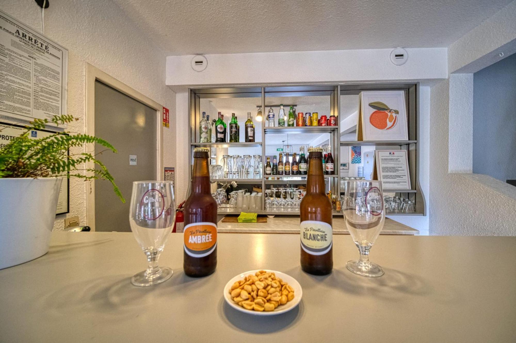 Hotel Cote Sud Saint-Péray Buitenkant foto