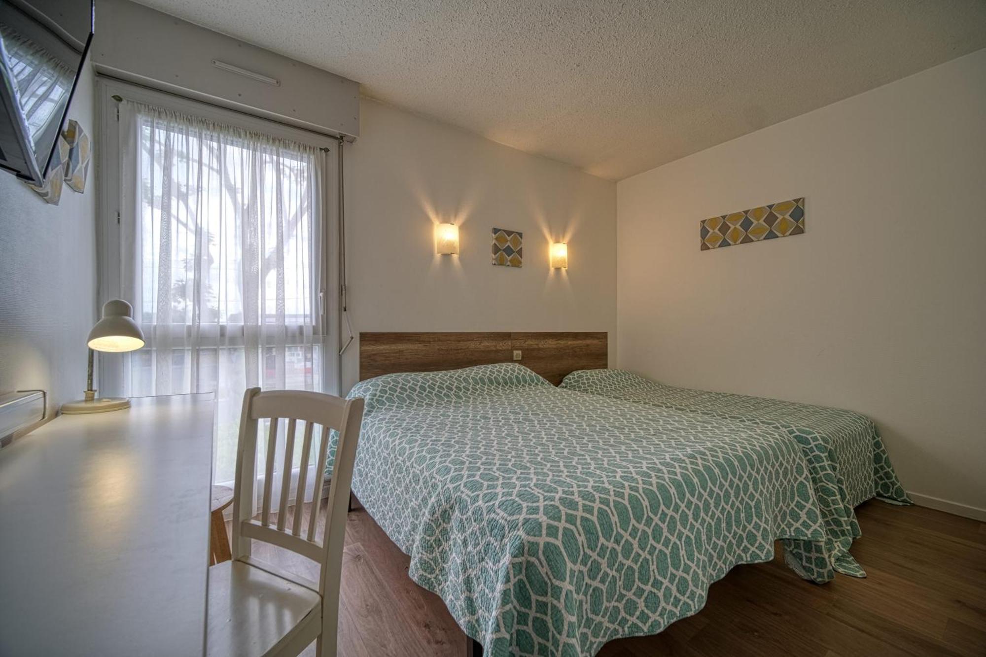 Hotel Cote Sud Saint-Péray Buitenkant foto